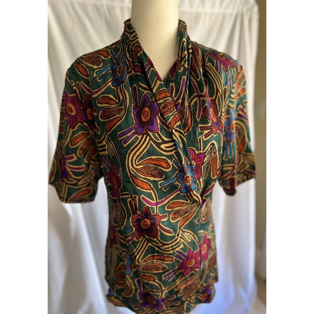 Vintage Nordstrom Classiques 100% Silk abstract Floral Top Size 8/ medium